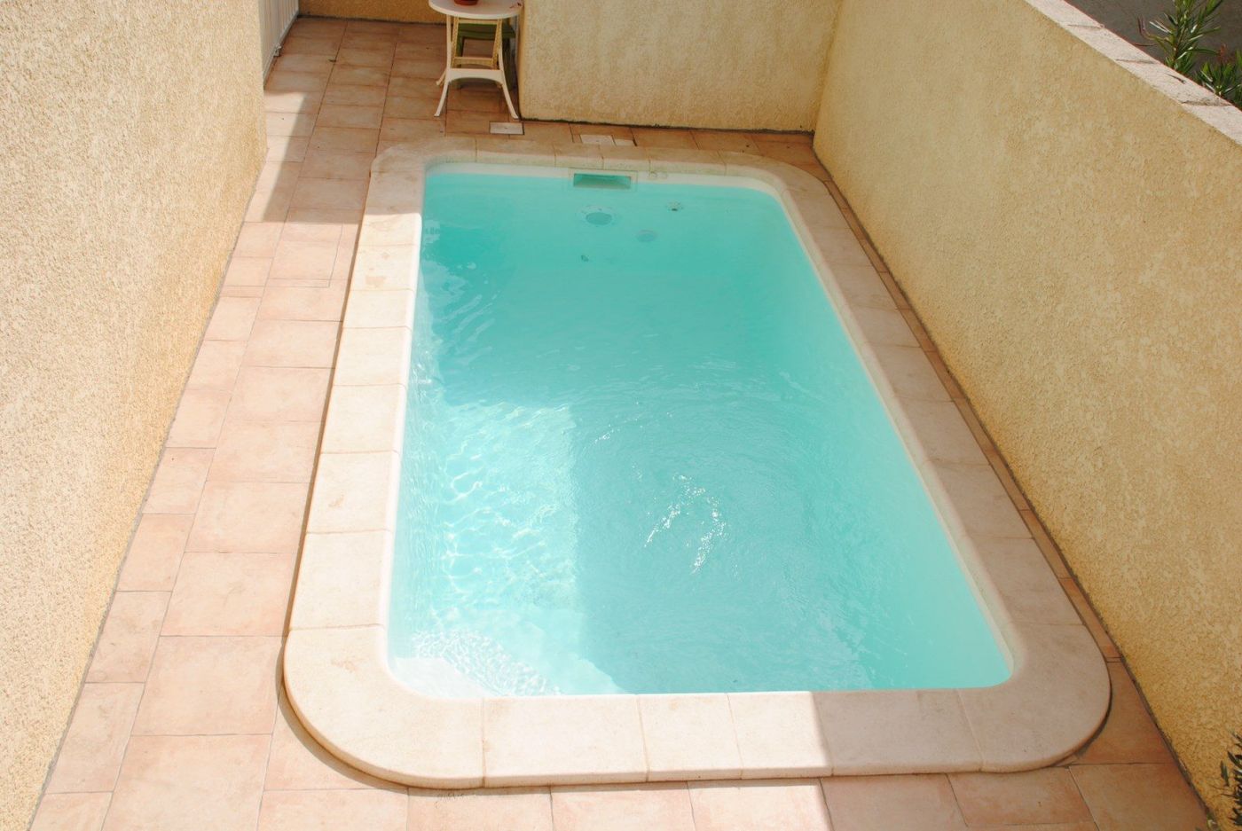 Piscine coque Minorque posée, 4,60 × 2,30 m
