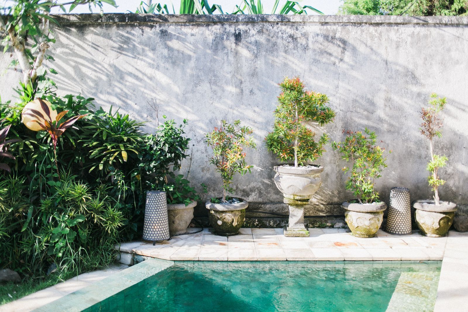 Mini piscine sans permis : moins de 10 m² en 2026