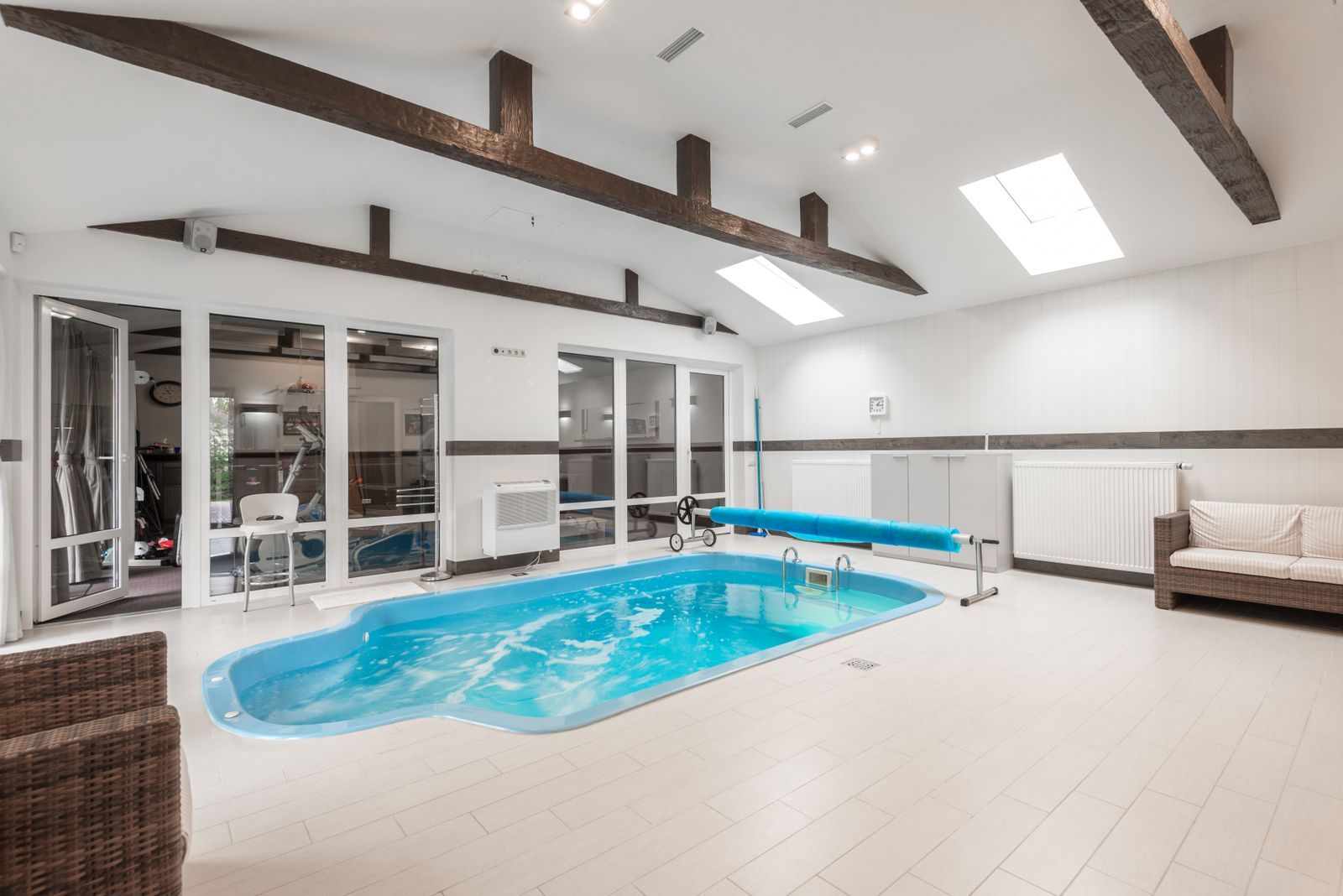 Piscine intérieure : projet, prix, contraintes